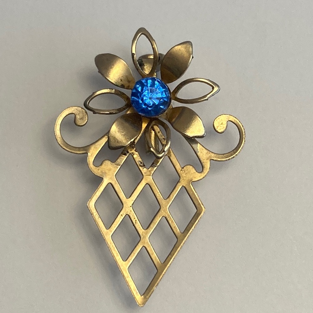 Flower Basket Brooch Pin Gold Tone Blue